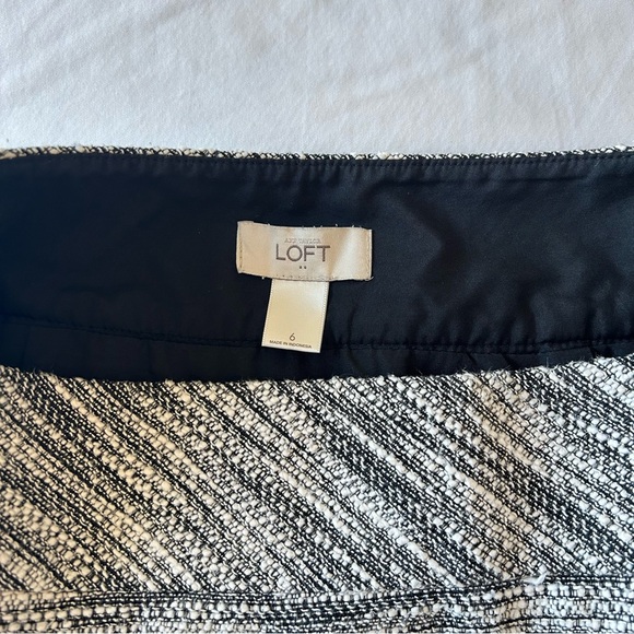 LOFT Skirt - Sz 6 - Picture 3 of 4
